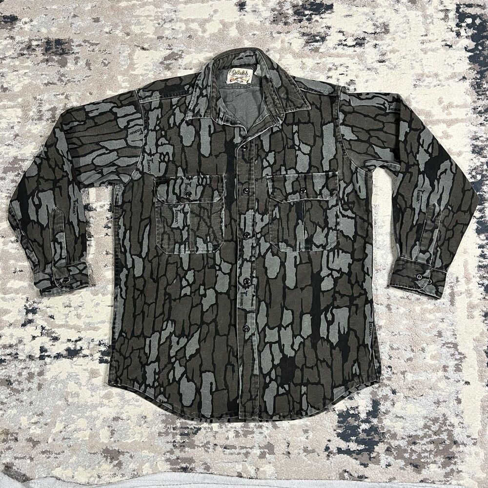 Vintage Cabelas Mens Trebark Camo Shirt Thick Chamois Made In USA Size M/L Hunt